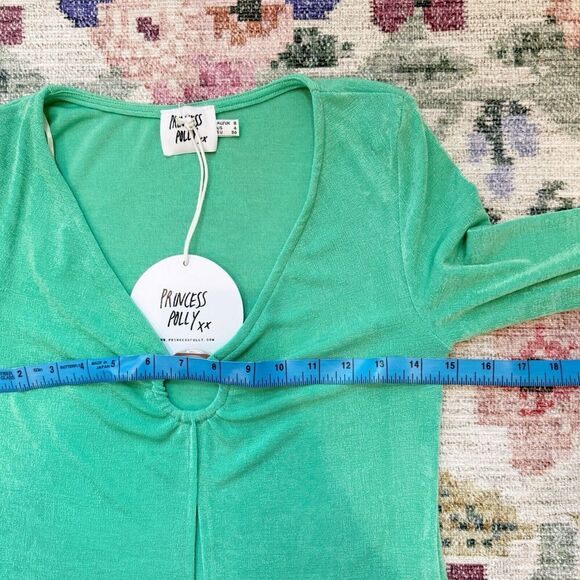 Princess Polly Shimmer Top Womens 4 90’s Metallic Open Front Retro Club NWT - Picture 5 of 7